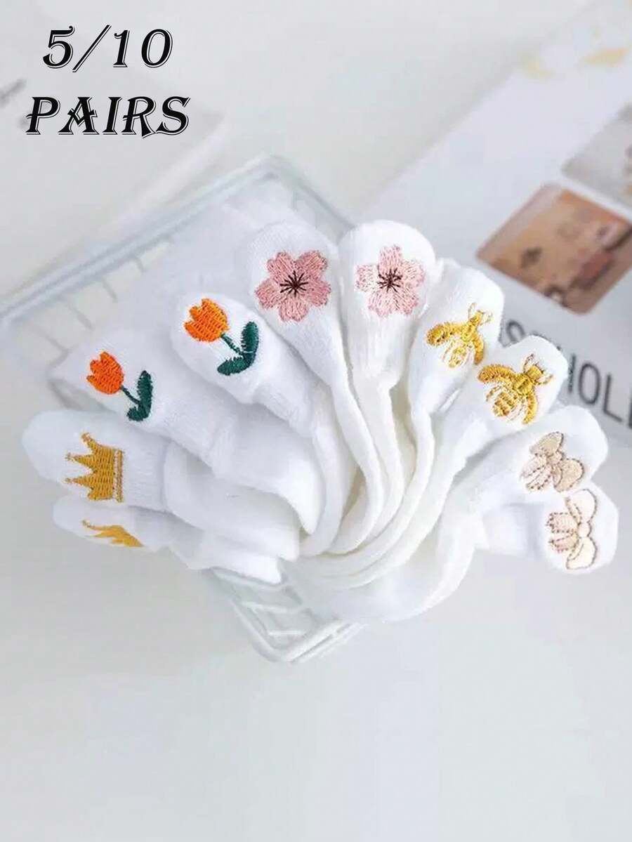 5/10雙女款可愛甜美蝴蝶結花朵蜜蜂皇冠刺繡圖案簡約白色短襪，適合日常穿著 - 白色 - 查看 1