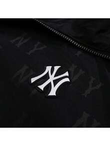 MLB Unisex Sports Jacket CLASSIC MONOGRAM TONE-TONE JQD WINDBREAK All-Over Print Hooded Casual Outerwear 3AWJM0453-50BKS - Black - View 4