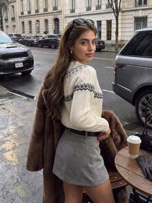 Women's Autumn Casual Beige Fair Isle Knit Round Neck Nordic Pattern Long Sleeve Soft Knit Holiday Top - Multicolor - View 2