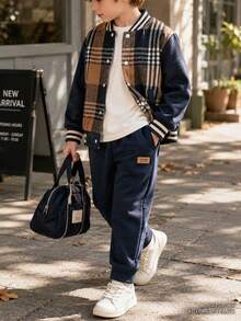 Young Boy Casual Fashion Plaid Patchwork Royal Blue Long Sleeve Baseball Shirt And Small Badge Long Pants Set - Multicolor - View 5