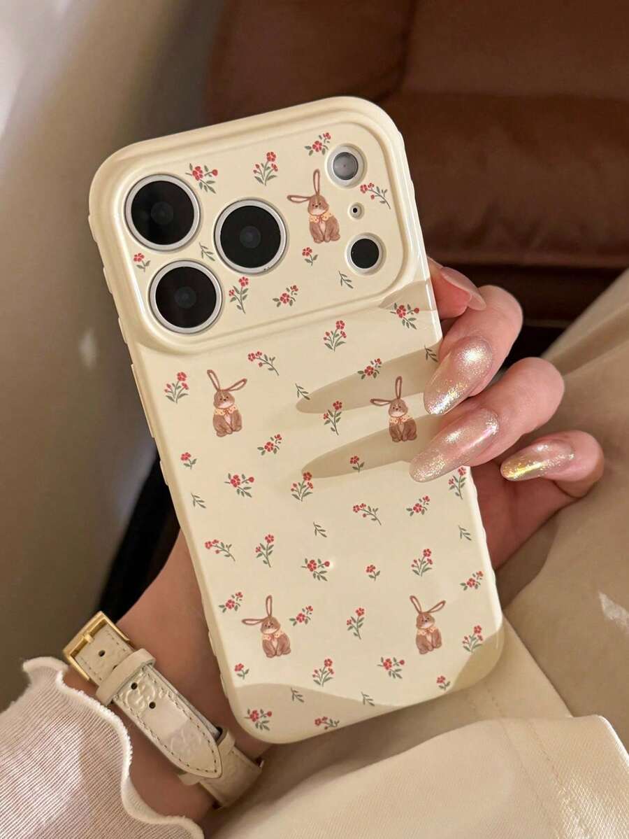 Beige Pastoral Rabbit Floral Phone Case, Anti-Drop Anti-Scratch, Ins Soft Style Protective Cover, Compatible With Apple 17 Pro Max/17 Pro/17/16 Pro Max/16 Pro/16/15 Pro Max/15 Pro/15/14 Pro Max/14 Pro/14/13 Pro Max/13 Pro/13/12 Pro Max/12 Pro/12/11 Pro Max/11 Pro/11, Birthday Gift, Back To School Gift, Daily Essential, Christmas Gift Accessory - Beige - View 1