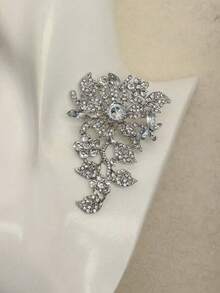 1pc Fashion Exaggerated Plant Flower Rhinestone Brooch - Silver - View 1
