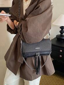 女款水鑽鑲嵌金屬 Logo 飾片荔枝紋 PU 材質可拆卸金屬鏈條多隔層翻蓋拉鍊腋下包，百搭休閒斜挎小包，適合日常穿搭、約會、派對、旅行、購物 - 黑色 - 查看 4