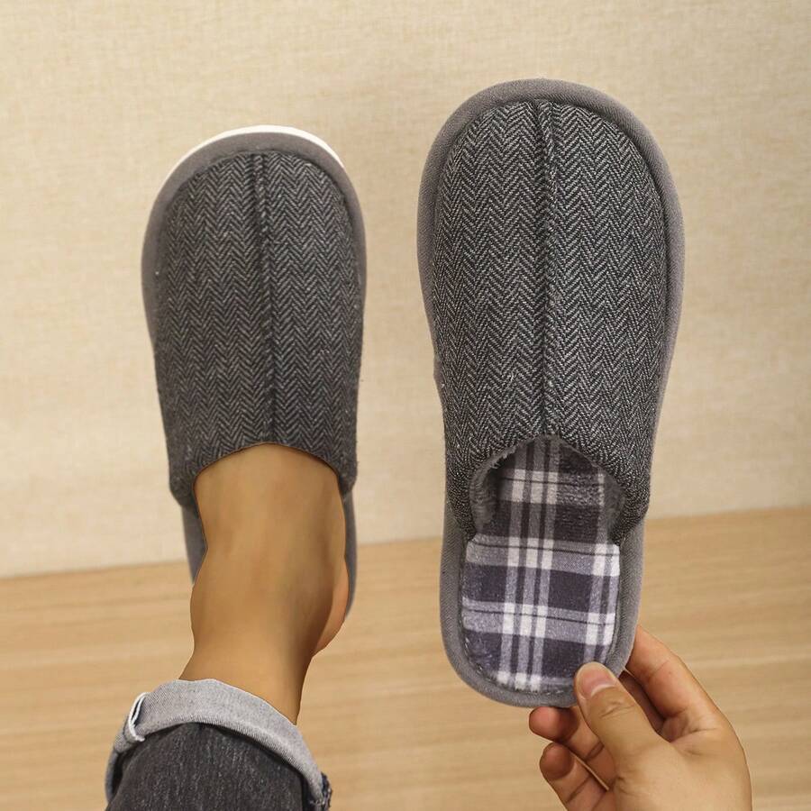 1 Pair Men's Autumn/Winter Home Slippers, Classic Plaid Pattern, Lightweight & Warm, Indoor Style - Dark Grey - View 1