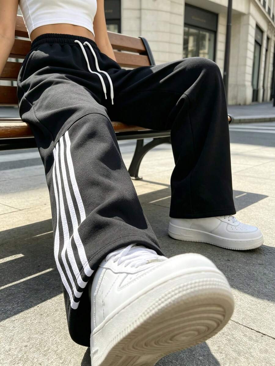 Women's Side Stripe Wide Leg Sweatpants, Drawstring Elastic Waist Loose Casual Streetwear Outdoor Long Pants, Straight Leg Sports Long Pants - Black - View 1