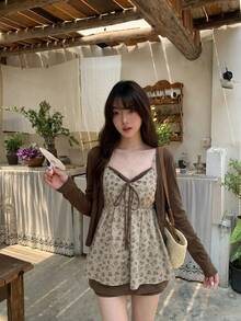 Ditsy Floral Tie-Strap Camisole & Bell Sleeve Cardigan 2-Piece Set For Women, Slimming, Autumn - Picture Color - View 2