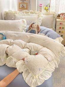 4pcs Cute Cat Floral Bedding Set, Ruched Lace Design, Soft And Comfortable Bedroom Bedding, Breathable Soft All-Season Bedding Set, Includes 1 Duvet Cover, 1 Bed Sheet, 2 Pillowcases, No Filling, Suitable For Dorm, Bedroom Home Use, Multiple Size Options - Beige - View 2
