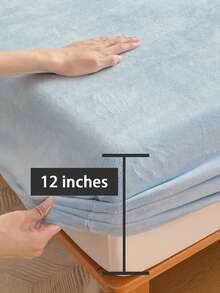 3-Piece Velvet Fitted Sheet Set, Warm And Soft, Solid Color Flannel Fabric, Suitable For King, Queen, Full And Twin Size Beds. Luxurious Ultra Soft Comfortable Fitted Sheet, 12-Inch Deep Pocket Design, Suitable For Autumn, Winter And Spring. Includes Pillowcases, Dust-Proof And Non-Slip, Machine Washable, Ideal Gift Choice For Bedding. Suitable For Twin, Full, King And Queen Size Beds. Mattress Cover Is Machine Washable. - Baby Blue - View 8