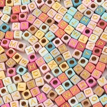 6*6 مم 500 قطعة خرز حروف أكريليك مربع متعدد الألوان، لصنع المجوهرات، الحرف اليدوية، إكسسوارات القلادة والمفاتيح. - ألوان مختلطة - مشاهدة 9