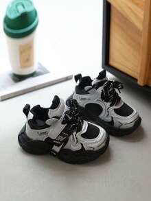 Children's Black & White Colorblock Mesh Breathable Durable Leather Anti-Slip Shock-Absorbing Anti-Collision Wide Round Toe Hook & Loop Thick Sole Sports Chunky Sneakers, Kindergarten & Primary School Spring/Summer Versatile Dirt-Resistant Non-Stuffy - Black - View 3