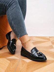 Women's Round Toe Thick Bottom Fringed Chunky Heel Loafers With Wide Width And Flat Sole, For Spring And Autumn Wide Fit - Black - View 1