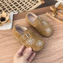 Girls' Vintage Embroidered Flat Shoes, Soft Sole Hook And Loop Casual Leather Shoes - Camel - View 1