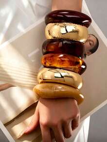 1pc Y2k Women's Simple Thick Resin Metal Vintage Coin Bangle Bracelet Jewelry Geometric Pattern Elements, Orderly Textures And Fluctuating Curves - Trapezoid Bracelet - View 1