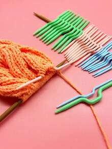 30pcs V-Shaped Cable Knitting Needles, 3 Sizes Set, 10 Packs Total, Fix Loops While Knitting, Create 3D Cable Texture, Beginner-Friendly, Suitable For Sweaters, Scarves, Hats And Other Knitting Projects, Essential Knitting Accessory For Yarn DIY Crafts - V-shaped Crochet Hook 3-piece Set - View 3