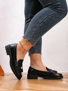 Women's Round Toe Thick Bottom Fringed Chunky Heel Loafers With Wide Width And Flat Sole, For Spring And Autumn Wide Fit - Black - View 4