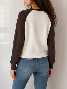 Sweater Rajut Cardigan Leher V Kasual Minimalis Klasik Bermotif Vintage untuk Wanita Musim Gugur/Dingin - Coffee Brown - View 2