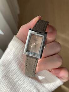 Grey Square Women'S Quartz Watch With Adjustable Grey Textured Pu Strap And Grey Dial Suitable For Everyday Wear. - Grey - View 3