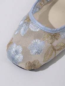 Women's Fashion Flat Mary Jane Shoes, Breathable Hollow Mesh Summer Square Toe, Floral Pattern Embroidery Design, Comfortable For Travel, Vacation And Mother's Day - Baby Blue - View 6