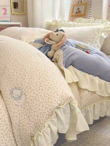 4pcs Cute Cat Floral Bedding Set, Ruched Lace Design, Soft And Comfortable Bedroom Bedding, Breathable Soft All-Season Bedding Set, Includes 1 Duvet Cover, 1 Bed Sheet, 2 Pillowcases, No Filling, Suitable For Dorm, Bedroom Home Use, Multiple Size Options - Beige - View 9
