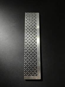 Silver Metal Plum Blossom Round Hole Diamond Painting Ruler, Small And Large Sizes Available, Stainless Steel Handmade Ruler, Stainless Steel Precision Positioning Tool, Hard Texture, Deformation-Resistant, Wear-Resistant, Reusable Multiple Times - View 6