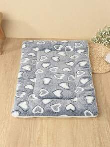 Grey Pet Bed Mat, White Border Heart Print, Thickened Washable Polyester Pad, Breathable And Comfortable For All Seasons, Suitable For Small And Medium Cats And Dogs, Suitable For Teddy And Other Pets, Not Suitable For Large Dog Breeds - Grey - View 9