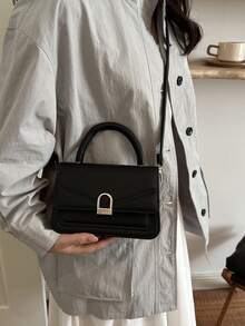 Tas Selempang Kecil Persegi Gaya Korea dengan Tekstur Leci, Model Terbaru 2026, Tas Bahu Kasual Retro untuk Wanita - Hitam - View 6