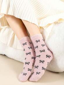 5 Pairs Women's Random Autumn/Winter Mink Fur Bow Heart Fuzzy Cute Sweet Pink Mid-Calf Socks - Multicolor - View 3
