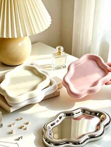 1pc Elegant Cloud-Shaped Tray, Anti-Drop Material Single-Layer Luxury Jewelry & Perfume Display Stand, Unique Jewelry Tray, Suitable For Home, Living Room And Office Key Storage, Home Decor - Multi-color Style - View 5