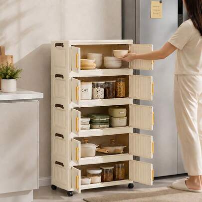 Armário de Despensa 5 Camadas com Portas Magnéticas, Plástico PP Branco, Antiumidade e Antipragas, com Rodinhas – 48x22x108,5cm