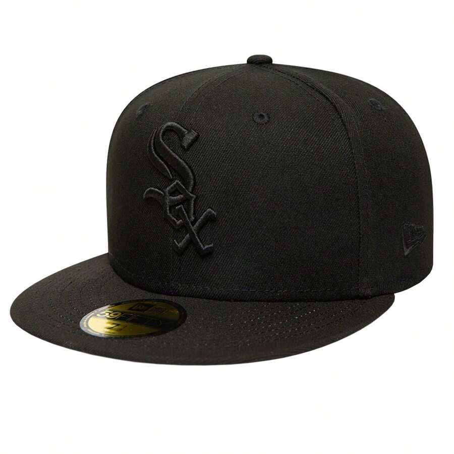 New Era League Essential 59Fifty Chicago White Sox Cap - Caps - Black - View 1