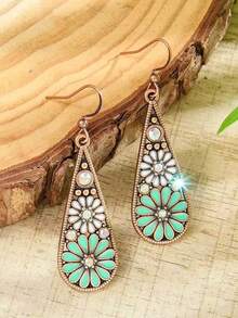 1 Pair Vintage Floral Teardrop Earrings For Women, Bohemian Green Enamel Flower Pendant Earrings, Unique Exaggerated Earrings, Party Holiday Gift Jewelry - Mint Green Vintage Earrings - View 3