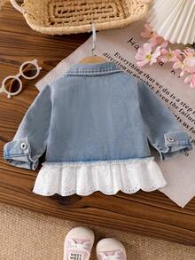 Baby Girl Light Blue Denim Jacket With Double Pockets, White Bow Decor, Frayed Hem, Patchwork Hollow Lace Trim, Sweet Denim Jacket - Light Wash - View 2