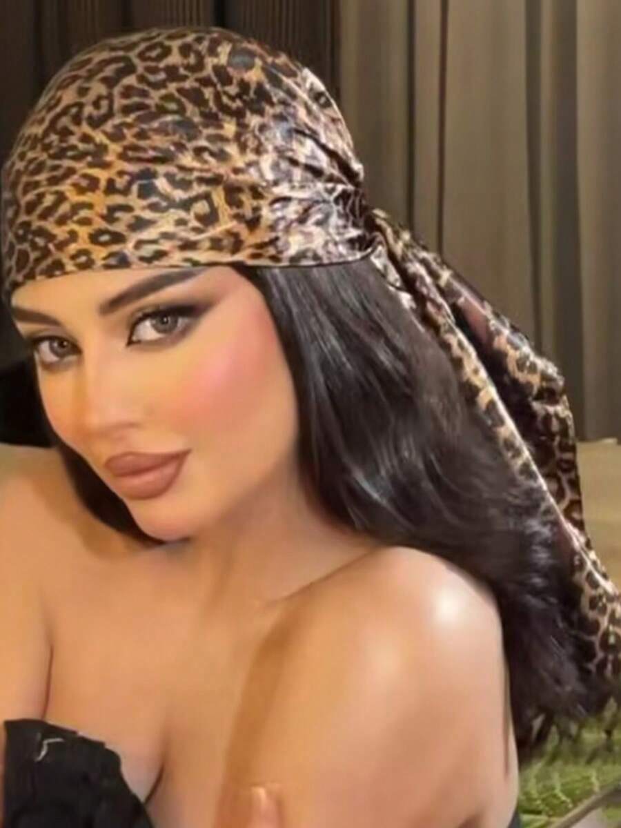 1pc Women's Fashion Leopard Print 90cm Square Scarf, Multi-Functional Headscarf, Suitable For All Seasons, Perfect For Evening Wear, Beach, Vacation - Coffee Brown - View 1