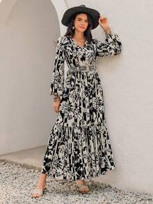 Rusttydustty Plus Size Women's Black & White Floral Print Long Dress, Long Sleeve V-Neck Layered Bohemian Style Autumn/Winter Dress, Suitable For Halloween - Black and White - View 8
