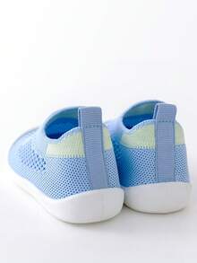 1pair Unisex Toddler Soft Bottom Anti-slip Mesh Breathable Walking Shoes - Blue - View 4