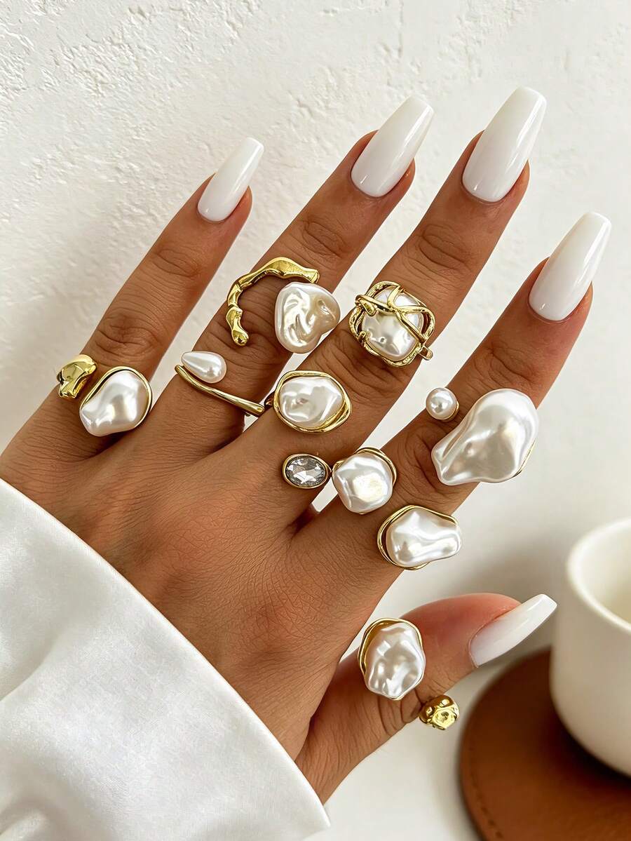 8PCS French Vintage Gold Baroque Asymmetrical Faux Pearl Finger Rings, Asymmetrical Pearl Texture Metal Rings, Daily Commute Versatile Stackable Ring Set For Women - Gold - View 1