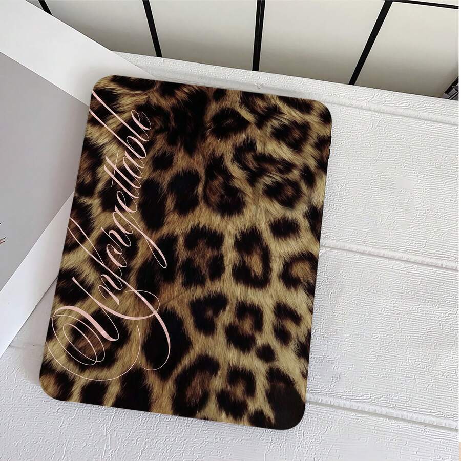 1pc Faux Fur Leopard Print Unforgettable Cursive Letter Print Three-Fold Protective Case Auto Sleep Wake Shockproof Clear Back Tablet Cover Compatible With IPad 10th Gen Smart Case/11(A16 2025)/Compatible With Samsung Galaxy S9/S7/S10+/Compatible With Xiaomi/Compatible With Huawei