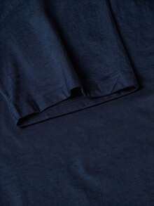 Stylish And Casual White Women's T-Shirt With Zipper – The Loose Fit Is Ideal For Summer Days At The Beach, Lightweight And Breathable. - Navy Color - View 4