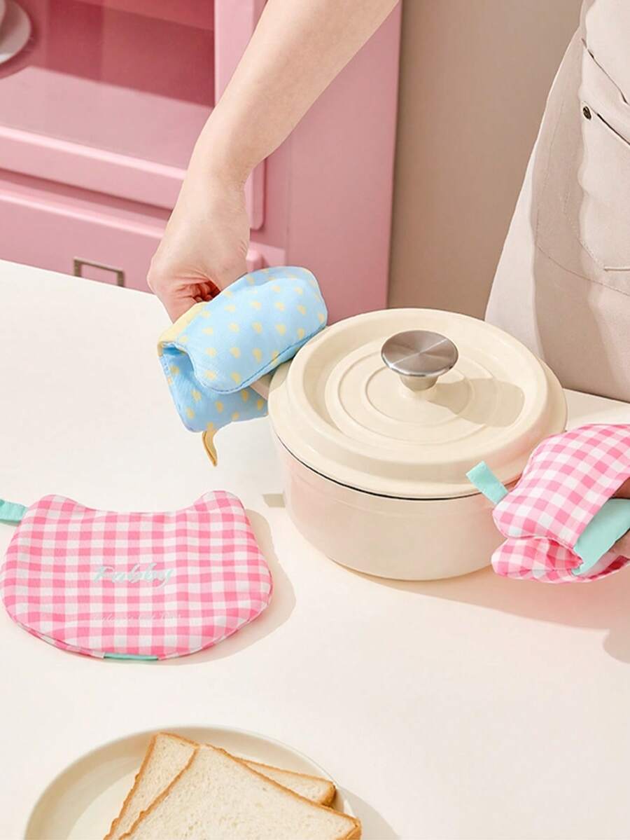 1pc 13x15cm Heat-Resistant Canvas Oven Mitt, Cute Plaid Mini Pot Holder, With Hanging Loop Multi-Function Kitchen Baking Microwave Heat Insulation Pad