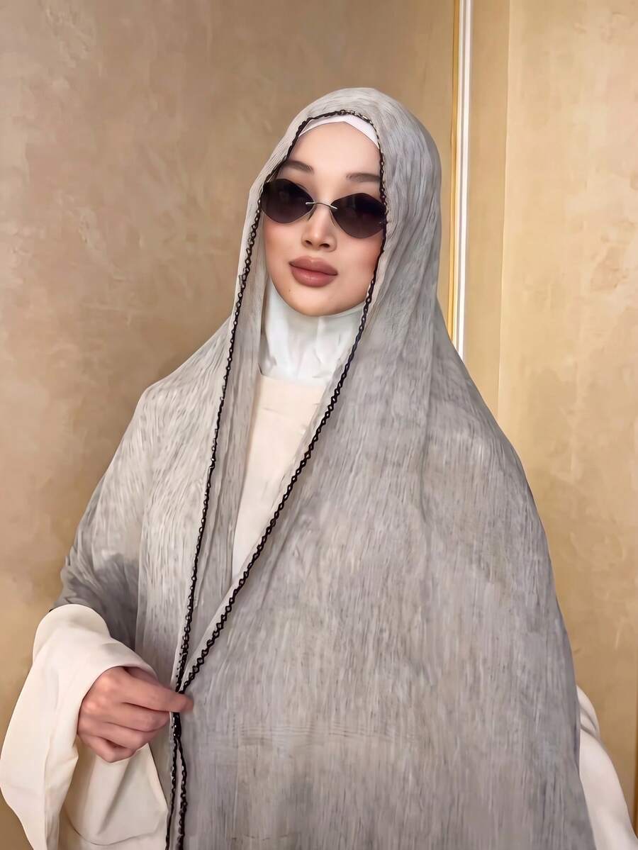 1 buah Hijab Arab Tipis Polos Ringan Kasual Panjang Cocok Untuk Penggunaan Sehari-hari Hijab Berumbai Hijab Thailand - Light Grey - View 1