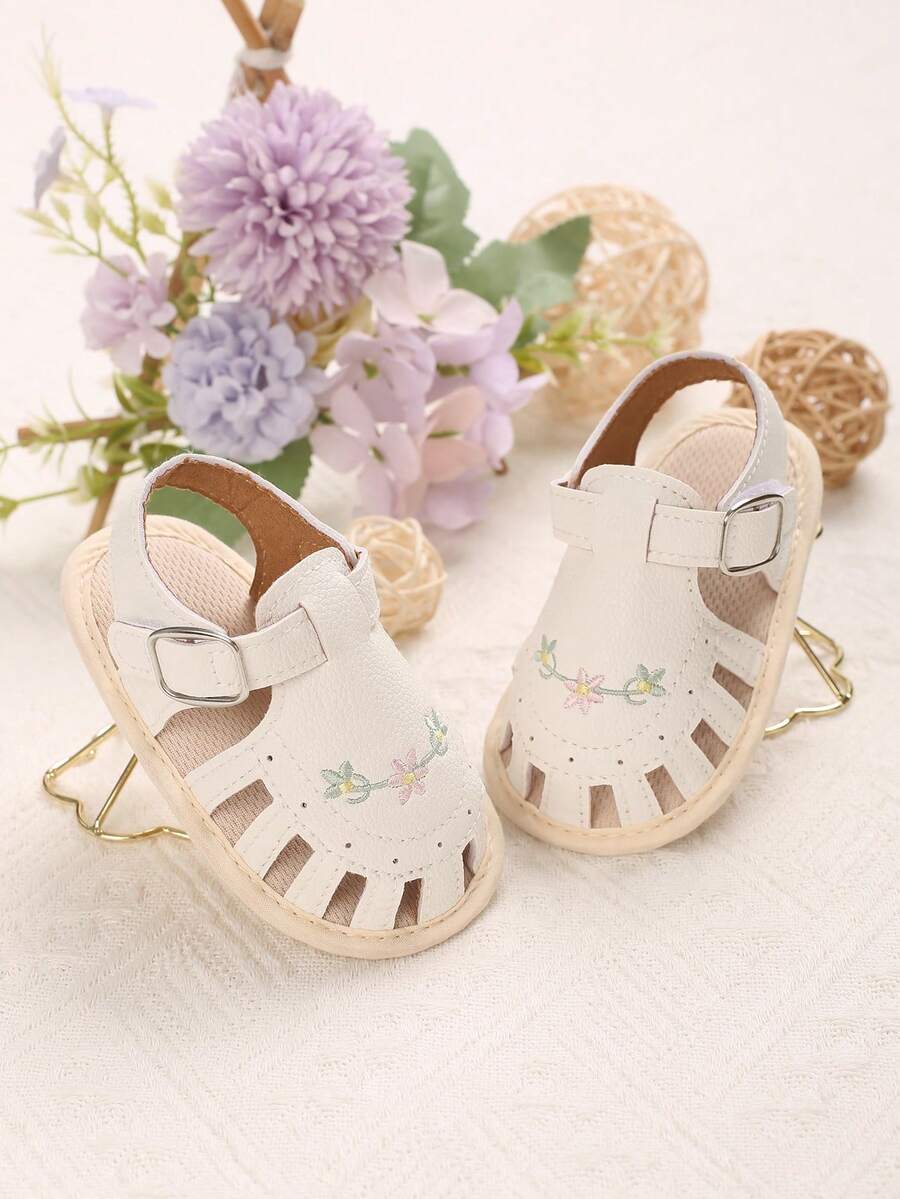Infant Pre-Walking Shoes 0-18 Months, Summer Closed-Toe Floral Embroidered Sandals, Breathable Casual Girls Daily Shoes - White - View 1