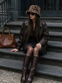 1pc Women's Leopard Print Plush Bucket Hat, Warm & Versatile For Autumn/Winter, Adjustable Crown, Suitable For Daily Wear - Multicolor - View 2