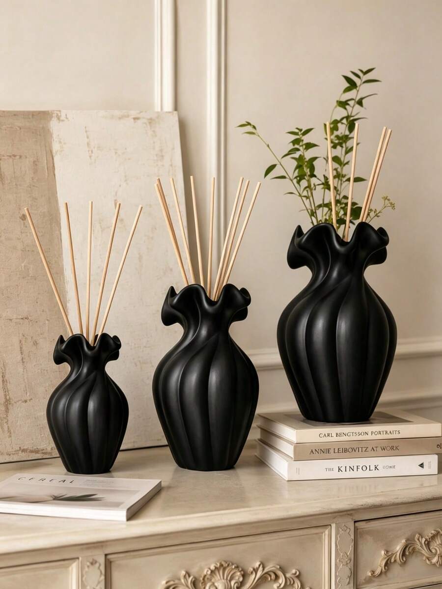 Stylish Textured Black Reed Diffuser Bottle, Ruffle Mouth Empty Aromatherapy Container, Decorative Tabletop Vase For Living Room Bedroom Home Ornament - 411 Aroma Bottle - View 1