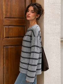 Women's Cozy Grey Knitted V-Neck Sweater With Drop Shoulder Long Sleeves, Perfect For Fall & Winter Daily Wear - Light Grey - View 4