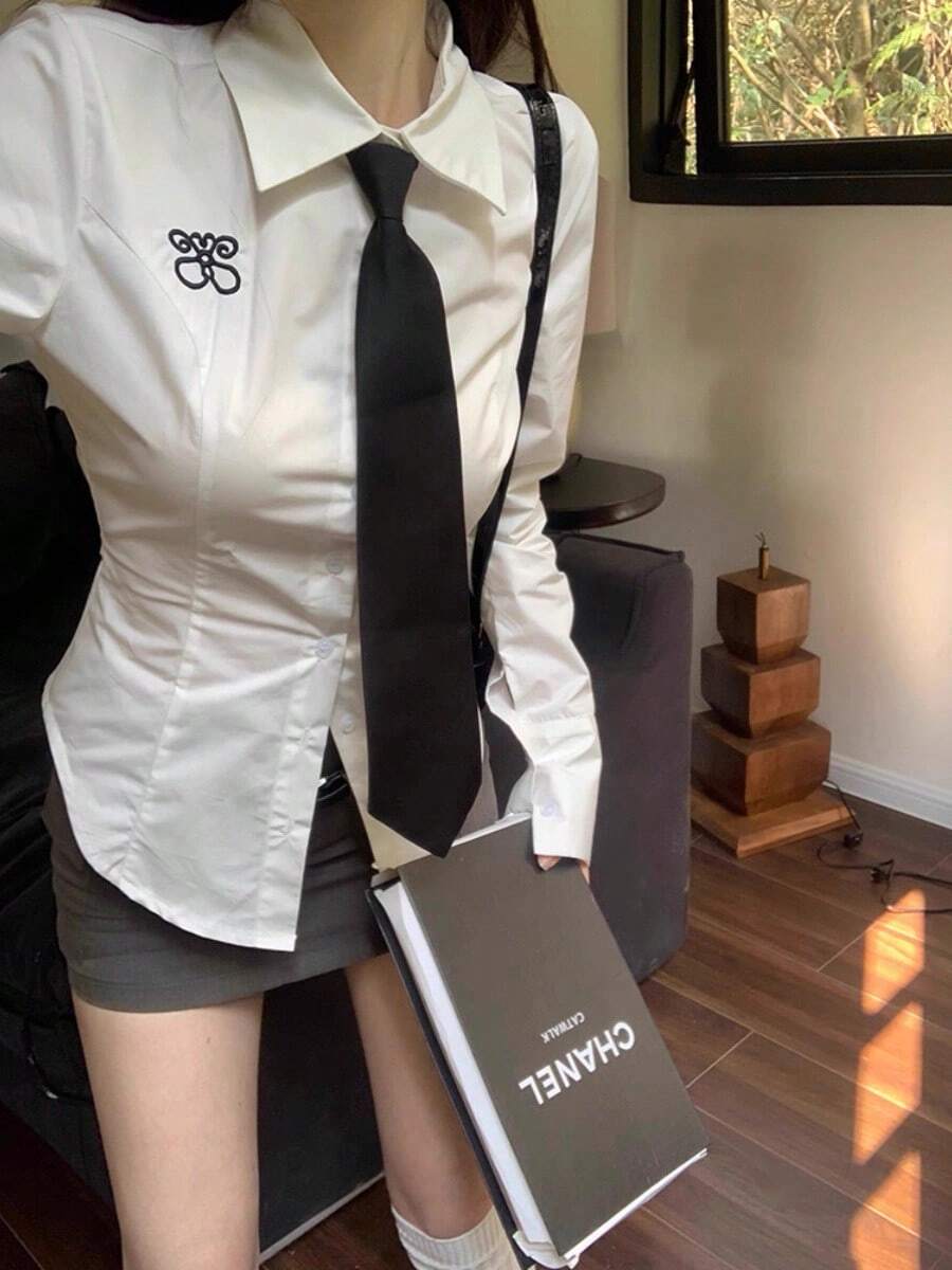 1件女款純色學院風休閒領帶，手綁式領帶，適合襯衫與日常穿著，百搭黑色領帶 - 黑色 - 查看 1