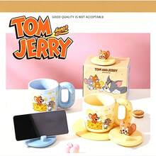 TOM AND JERRY. Authentic Ceramic Mug With Lid, Can Be Used As Phone Holder, 450ml Thick-Walled Ceramic Dust-Proof Cup, Suitable For Home, Office, Dorm And Birthday Gift, Microwave And Dishwasher - Multicolor - View 5