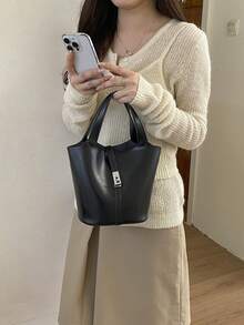 女款水桶手提包，時尚扣飾，優雅極簡設計，適合購物、通勤與商務，黑色 - 黑色 - 查看 5