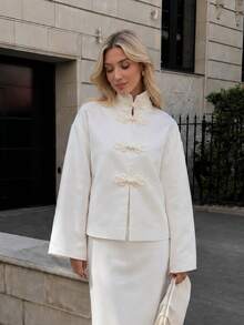 Women's Autumn Elegant New Chinese Style Stand Collar Frog Button Short Jacket, Loose Wide Sleeve Casual Jacket - White - View 3