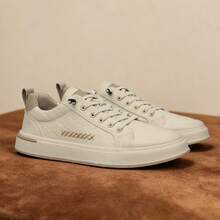 Men's Low‑Top Lace‑Up Thick Sole Skate Sneakers, Casual Shoes With Grid Pattern And Stitching Details, Suitable For Daily Commute, Street Styling, Weekend Outings, All‑Season Wear - Apricot - View 6