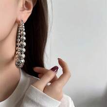 1 Pair Exaggerated Large Hoop Earrings, Vintage European And American Style, Personalized Metal Earrings, Suitable For Women To Wear At Parties And Nightclubs - Large Hoop Earrings - View 3